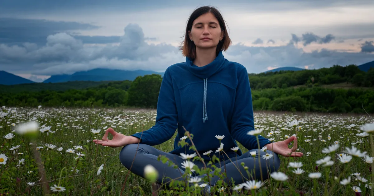Yoga, social bæredygtighed og voksnes adgang til kvalitetsuddannelse