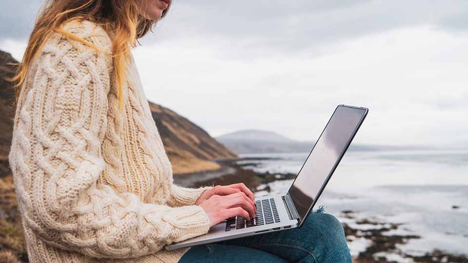 81 procent af alle islændinge har grundlæggende digitale kompetencer