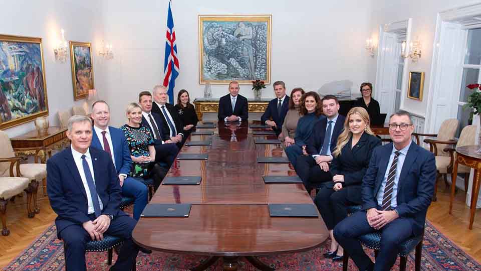 Ny regering i Island og nye ministerier