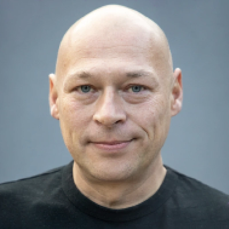 Damir Hauptman