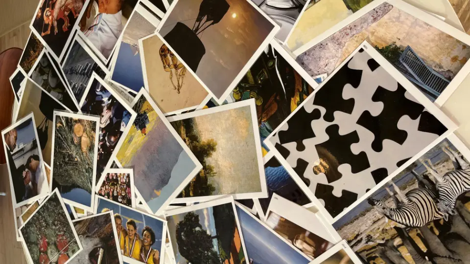 En samling bilder som søkeren kan velge ut fra. De valgte bildene danner utgangspunkt for valideringssamtalen