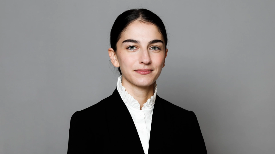 Romina Pourmokhtari Romina Pourmokhtari