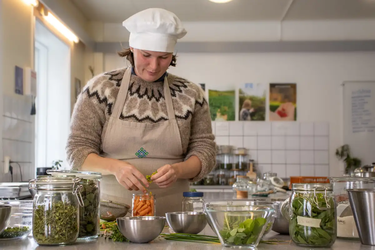 Her arbeides det med naturens gaver etter gamle og nye prinsipper.