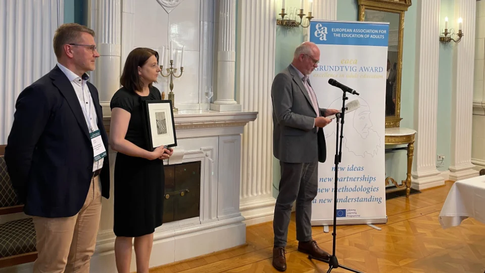 Uwe Gartenschlaeger, EAEA President, welcomes the Grundtvig Award ceremony participants at the City Hall of Helsinki where the event was hosted.