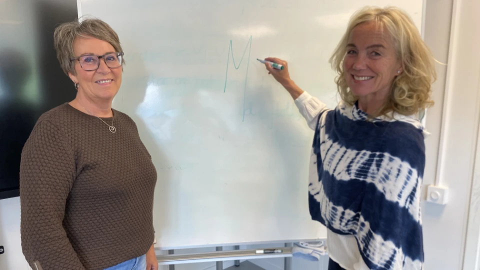 Aina Bjerkestrand Karlsen og Inger Kristin Bjørnstad Aina Bjerkestrand Karlsen og Inger Kristin Bjørnstad